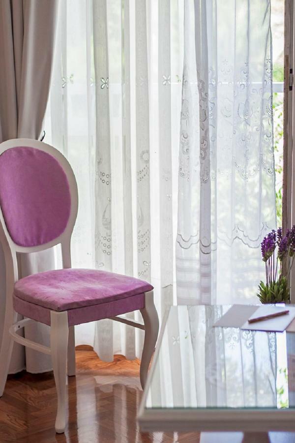 Apartment Milana - Cozy Stay With Free Parking スプリト エクステリア 写真