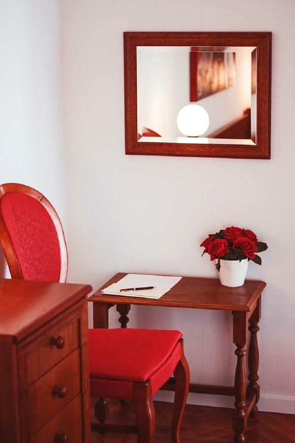 Apartment Milana - Cozy Stay With Free Parking スプリト エクステリア 写真